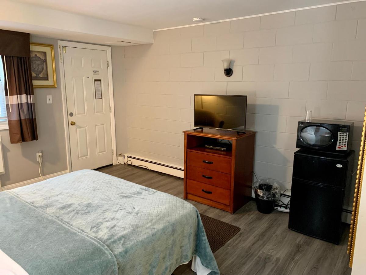 Hill Motel Wrightstown