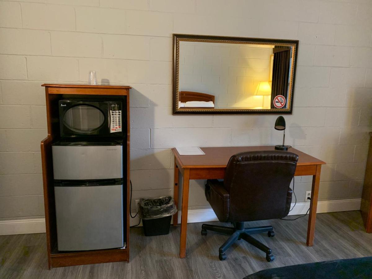 Motel Hill
